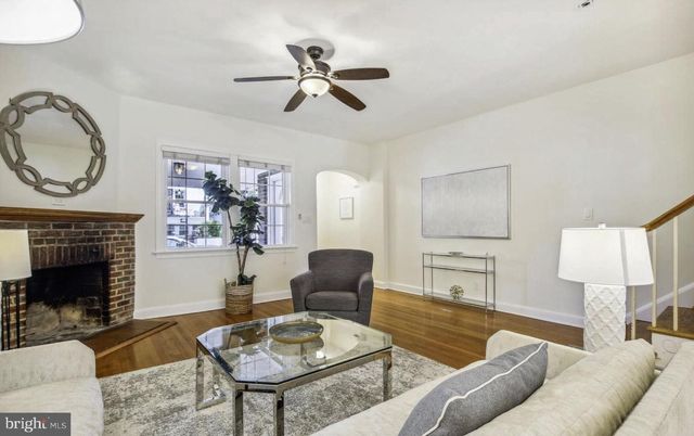 1770 HOBART ST NW, Washington, DC 20009