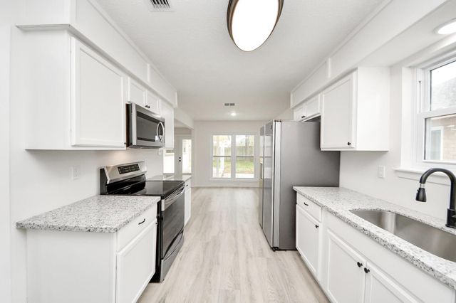 15722 Pagehurst Drive, Houston, TX 77084