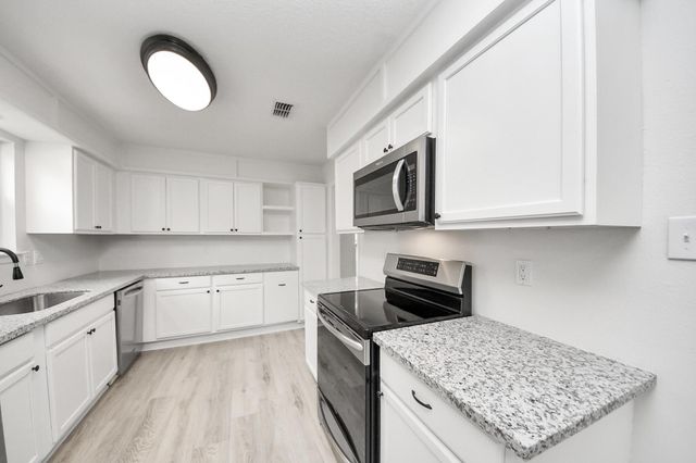 15722 Pagehurst Drive, Houston, TX 77084