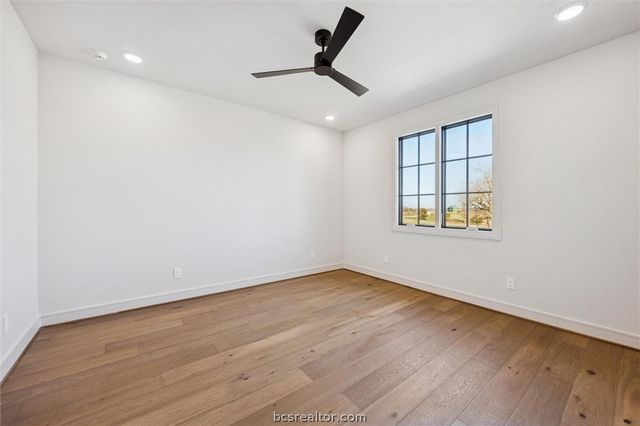 5655 Brazos Bow Way, Washington, TX 77880