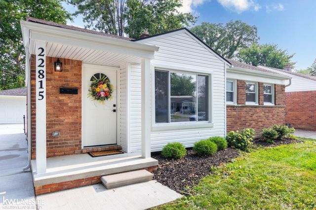 22815 Carolina Street, St Clair Shores, MI 48080
