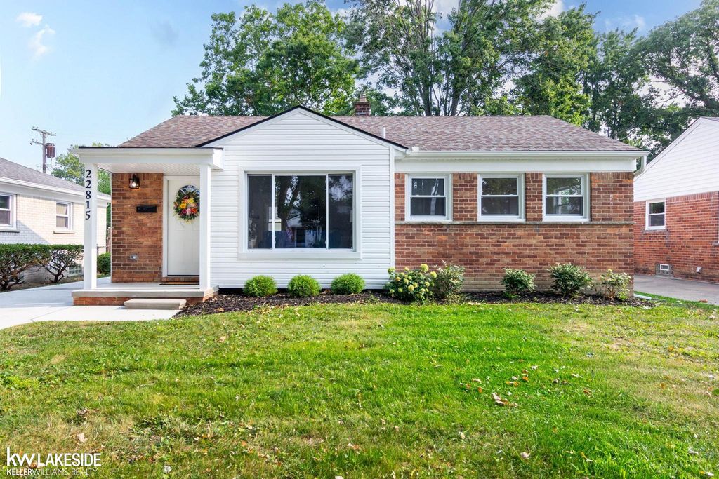 22815 Carolina Street, St Clair Shores, MI 48080