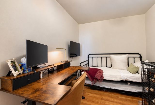 24 Albion Pl 1, Boston, MA 02129