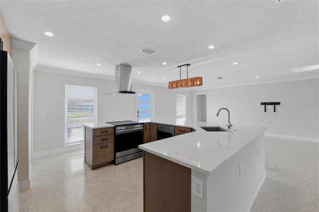 4152 13TH LANE NE, St Petersburg, FL 33703