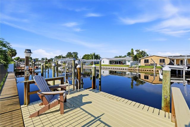 4152 13TH LANE NE, St Petersburg, FL 33703