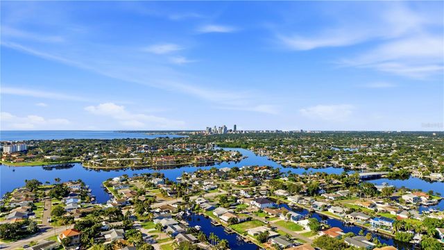 4152 13TH LANE NE, St Petersburg, FL 33703