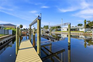 4152 13TH LANE NE, St Petersburg, FL 33703