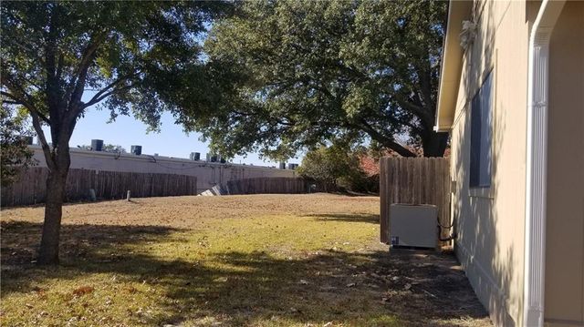 1011 Markham LN B, Austin, TX 78753