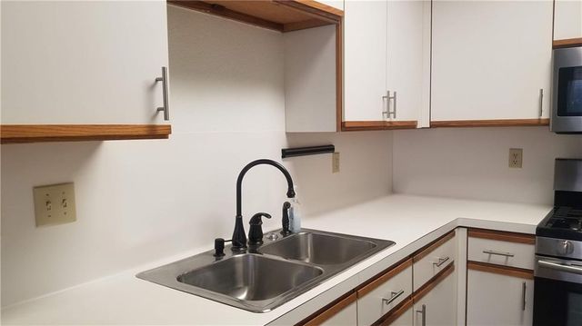 1011 Markham LN B, Austin, TX 78753