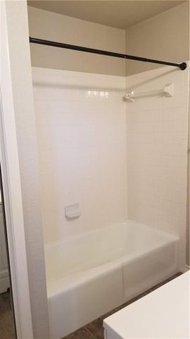 1011 Markham LN B, Austin, TX 78753