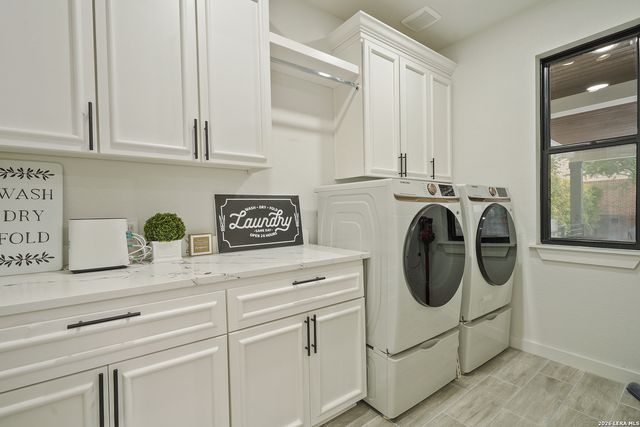 25519 Stormy Rock, San Antonio, TX 78255