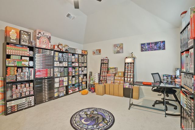 25519 Stormy Rock, San Antonio, TX 78255