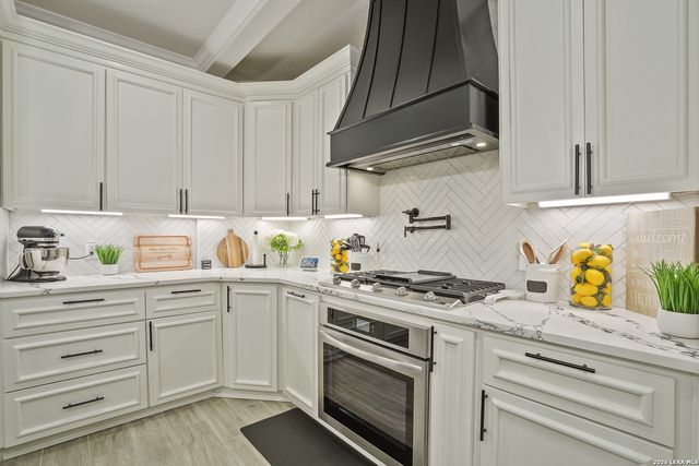 25519 Stormy Rock, San Antonio, TX 78255