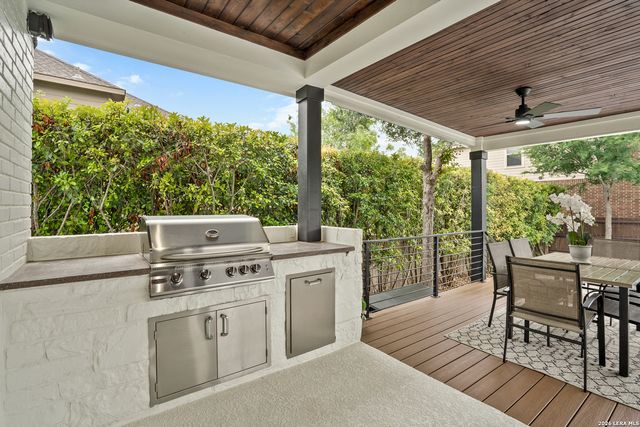 25519 Stormy Rock, San Antonio, TX 78255