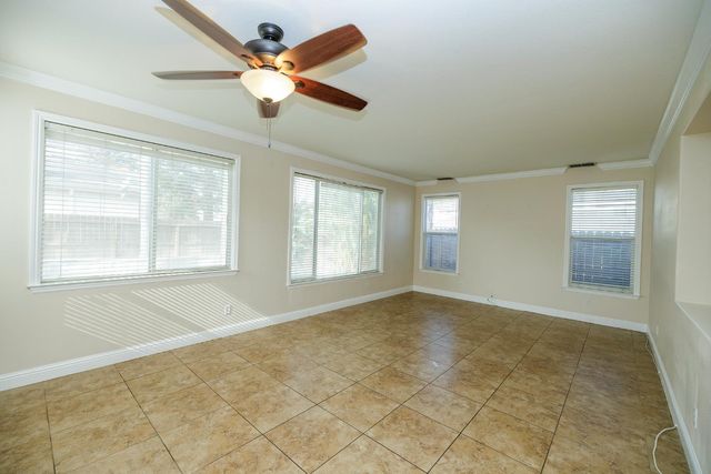 1537 Atlantic Ave, Ripon, CA 95366