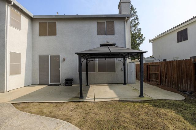 1537 Atlantic Ave, Ripon, CA 95366