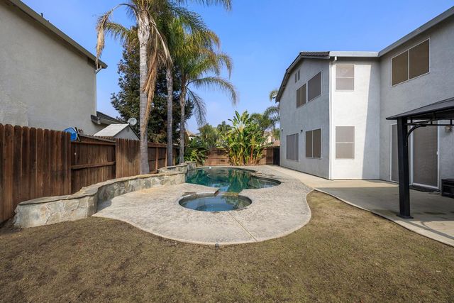 1537 Atlantic Ave, Ripon, CA 95366