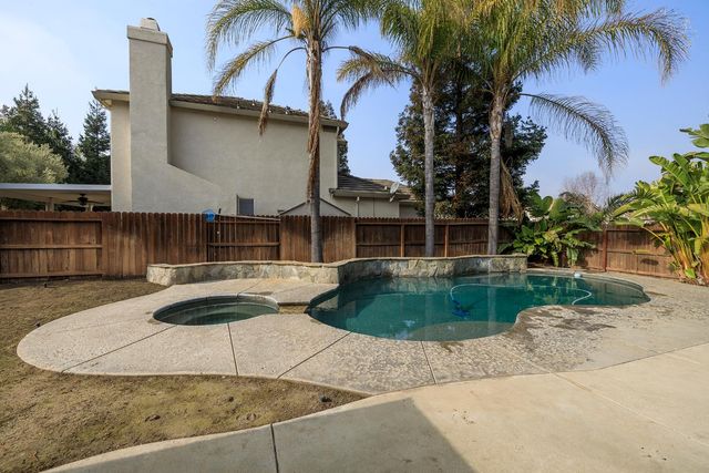 1537 Atlantic Ave, Ripon, CA 95366