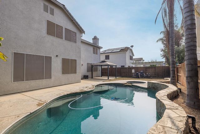 1537 Atlantic Ave, Ripon, CA 95366