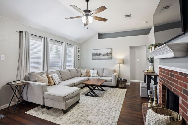 210 S Chestnut Street, Forney, TX 75126