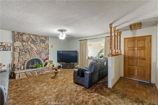 16226 Brookfield Drive, Victorville, CA 92394