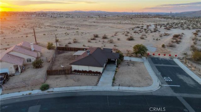 16226 Brookfield Drive, Victorville, CA 92394