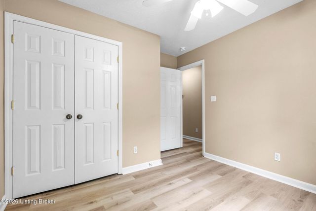 1601 Spinner Pl, La Grange, KY 40031