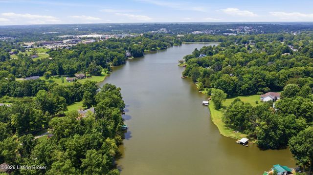 1601 Spinner Pl, La Grange, KY 40031