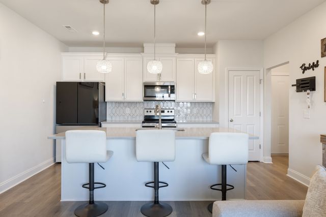 4018 Orsman Ln, Antioch, TN 37013