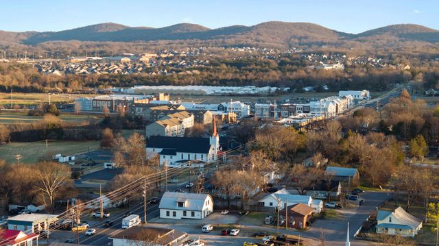 4018 Orsman Ln, Antioch, TN 37013