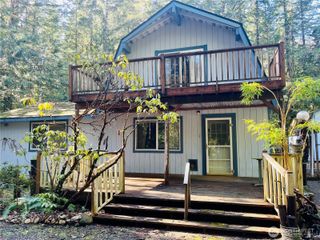 351 N Mount Jupiter Drive, Hoodsport, WA 98548