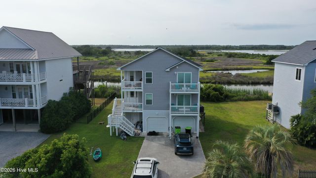 116 Old Village Lane, N Topsail Beach, NC 28460