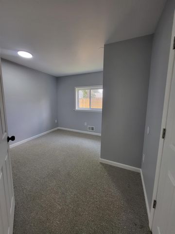 617 Macdonald Avenue, Flint, MI 48507