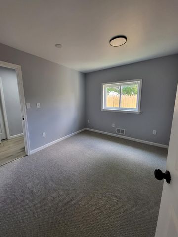 617 Macdonald Avenue, Flint, MI 48507