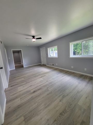 617 Macdonald Avenue, Flint, MI 48507