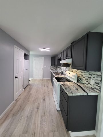 617 Macdonald Avenue, Flint, MI 48507