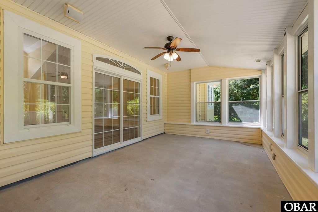 Image 14 of property listing at 1028 Creek Road Lot# 7, Kitty Hawk, NC 27949