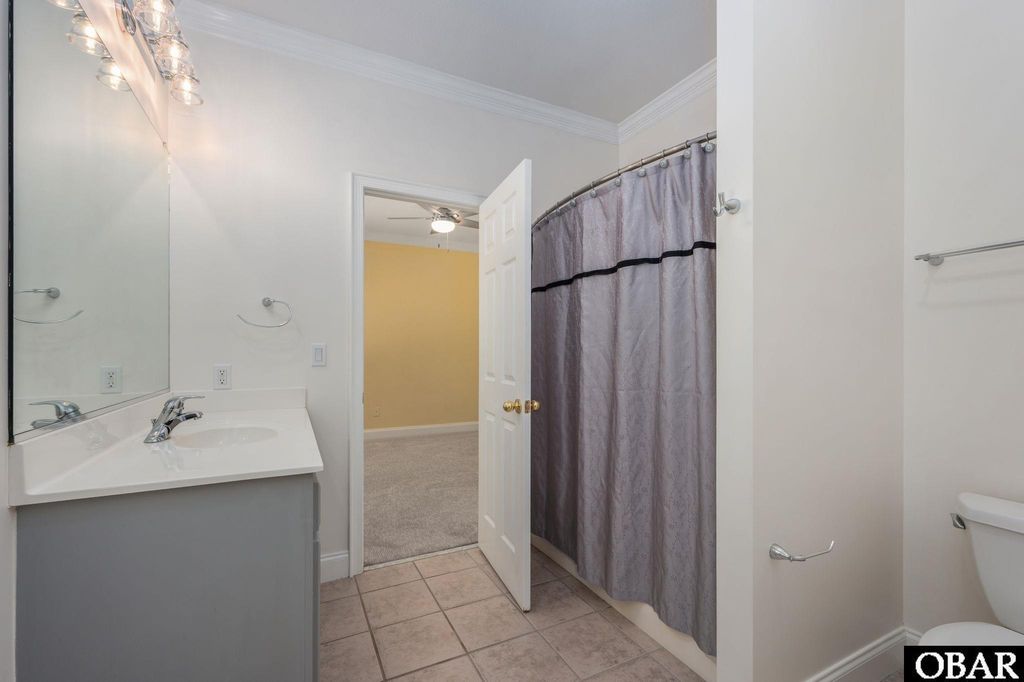 Image 18 of property listing at 1028 Creek Road Lot# 7, Kitty Hawk, NC 27949