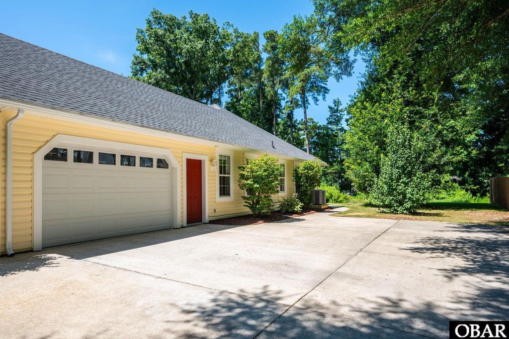Image 35 of property listing at 1028 Creek Road Lot# 7, Kitty Hawk, NC 27949
