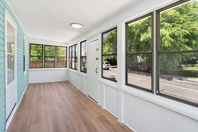 386 Thacher St, Attleboro, MA 02703
