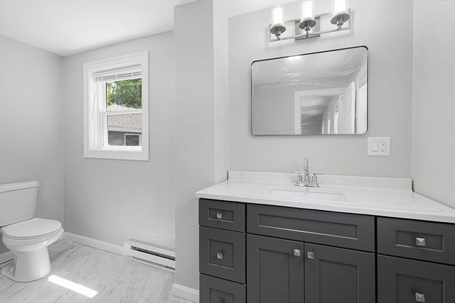 386 Thacher St, Attleboro, MA 02703