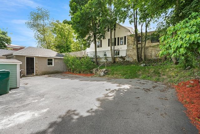 386 Thacher St, Attleboro, MA 02703