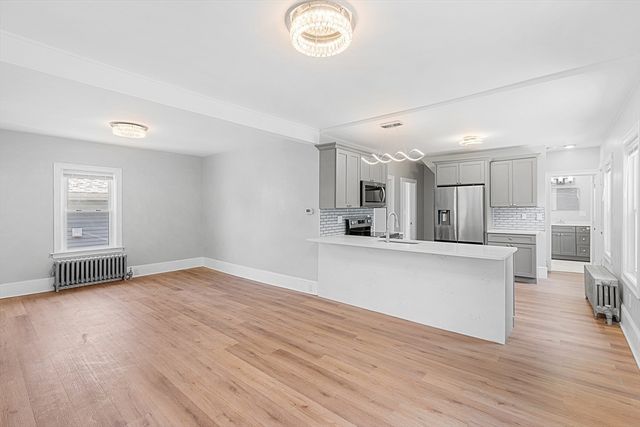 386 Thacher St, Attleboro, MA 02703
