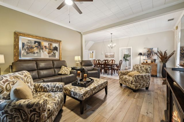 56 Main St, E, Gordonsville, TN 38563