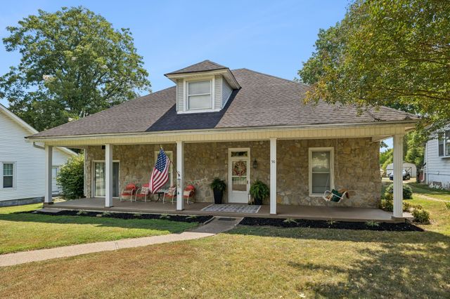 56 Main St, E, Gordonsville, TN 38563
