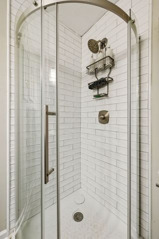 56 Main St, E, Gordonsville, TN 38563