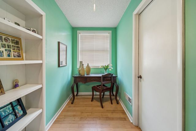 56 Main St, E, Gordonsville, TN 38563