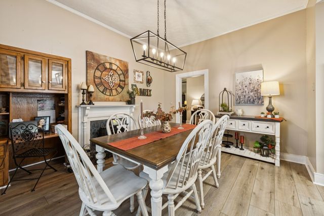 56 Main St, E, Gordonsville, TN 38563