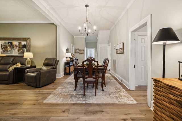 56 Main St, E, Gordonsville, TN 38563