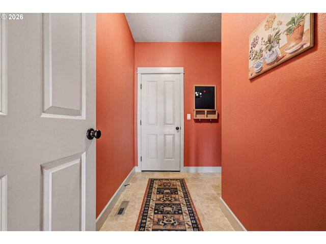 12930 Nw TIGON Ln, Portland, OR 97229